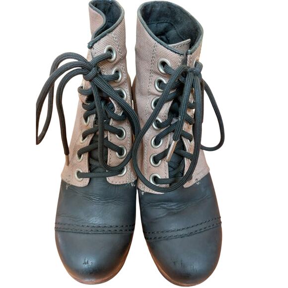 Sorel Women's Lace Up Wedge Ankle Boots Brown Black Canvas Leather Size 6.5 - Picture 5 of 10
